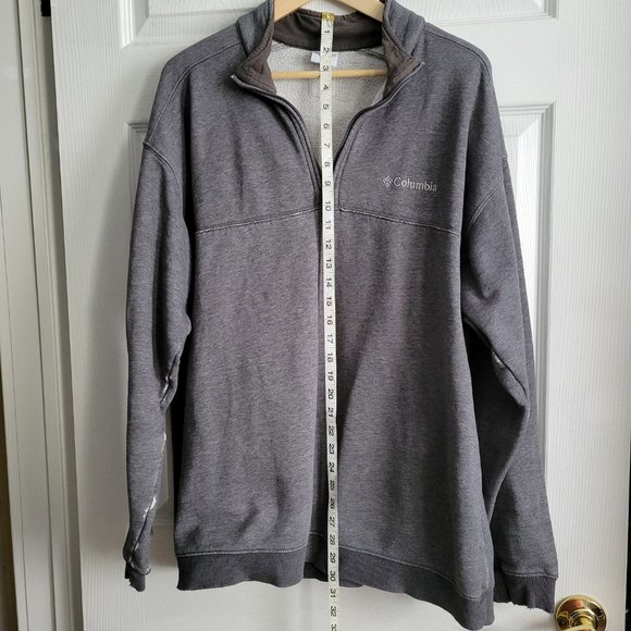 Columbia 1/4 Zip Sweatshirt - Picture 3 of 9